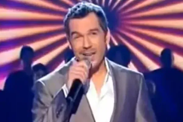 Steve Brookstein (Season 1, 2004)