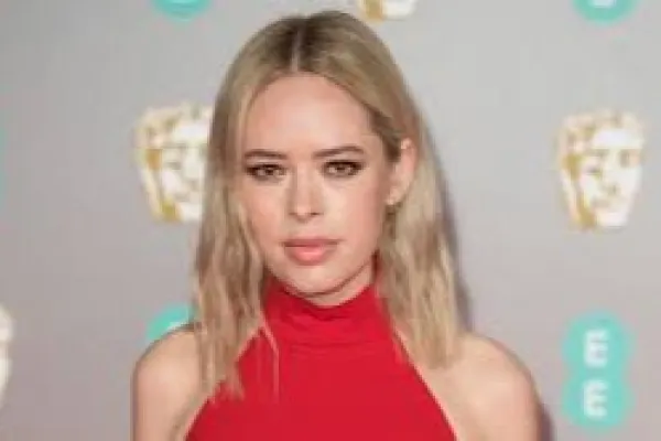 Tanya Burr